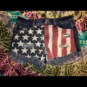 Mossimo denim shorts with flag